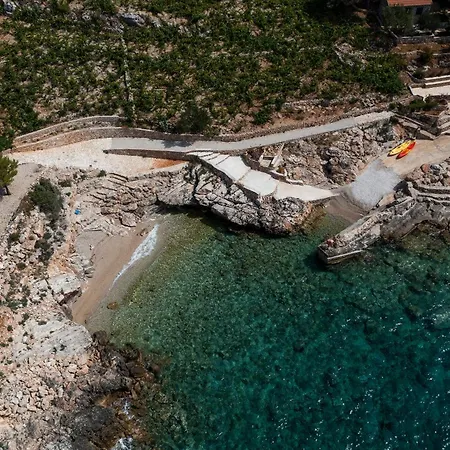 Skaramuca Village Luxury Potomje